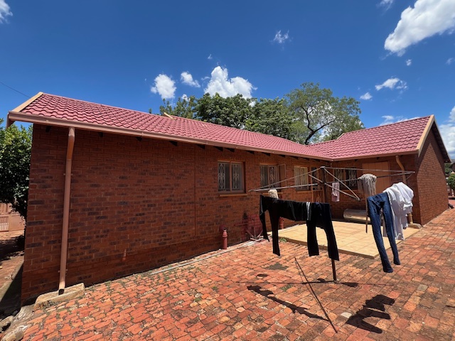 3 Bedroom Property for Sale in Geelhoutpark North West